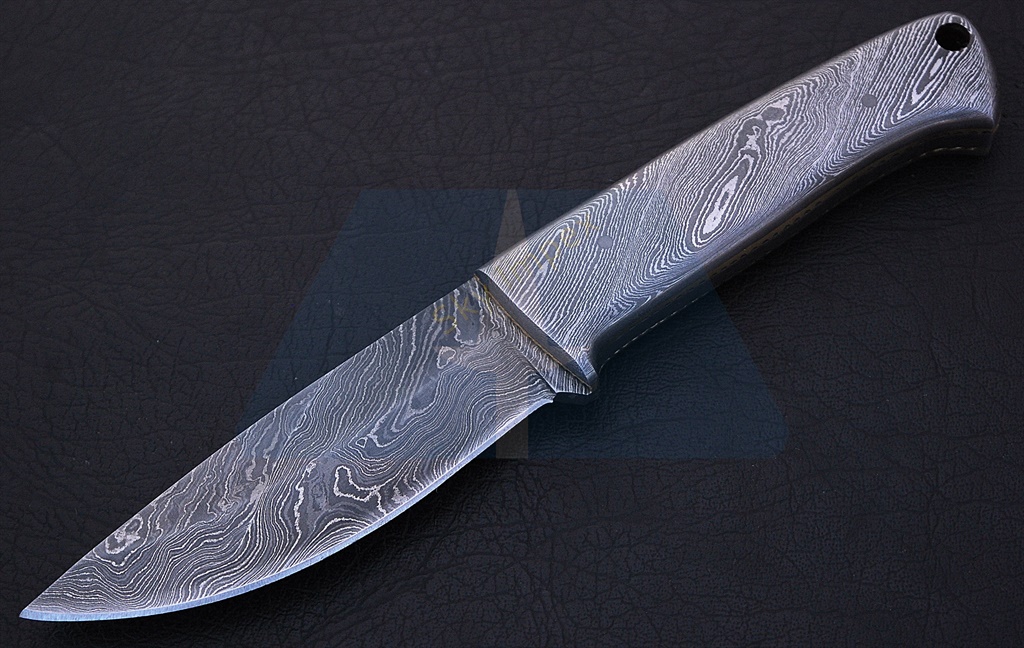 Damascus Hunting Knives