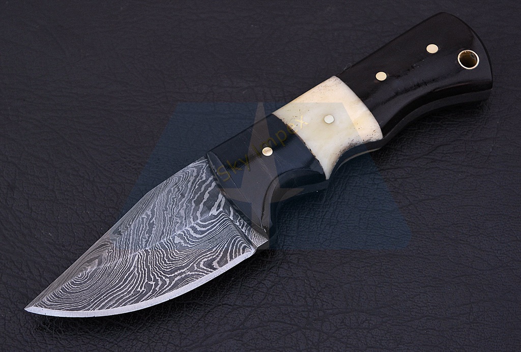 Damascus Hunting Knives