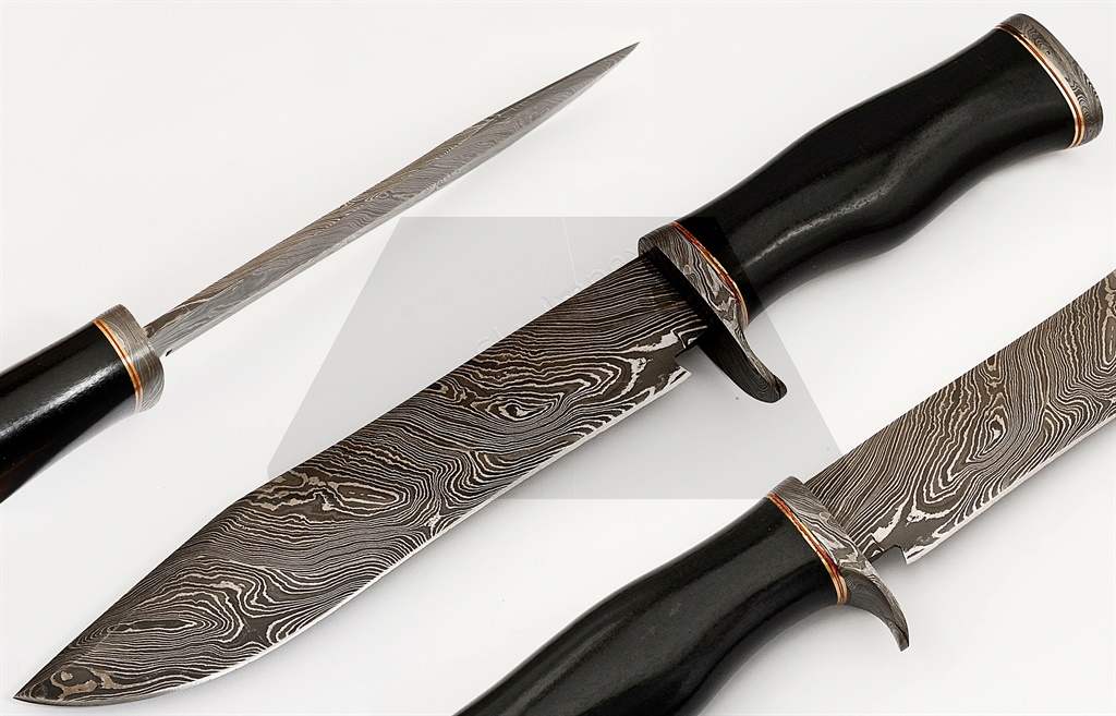 Damascus Bowie knives